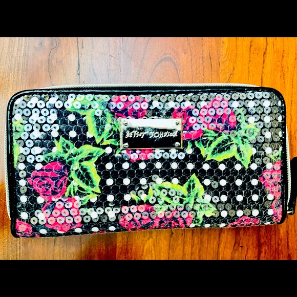 Betsy Johnson Wallet or Clutch - Picture 1 of 5